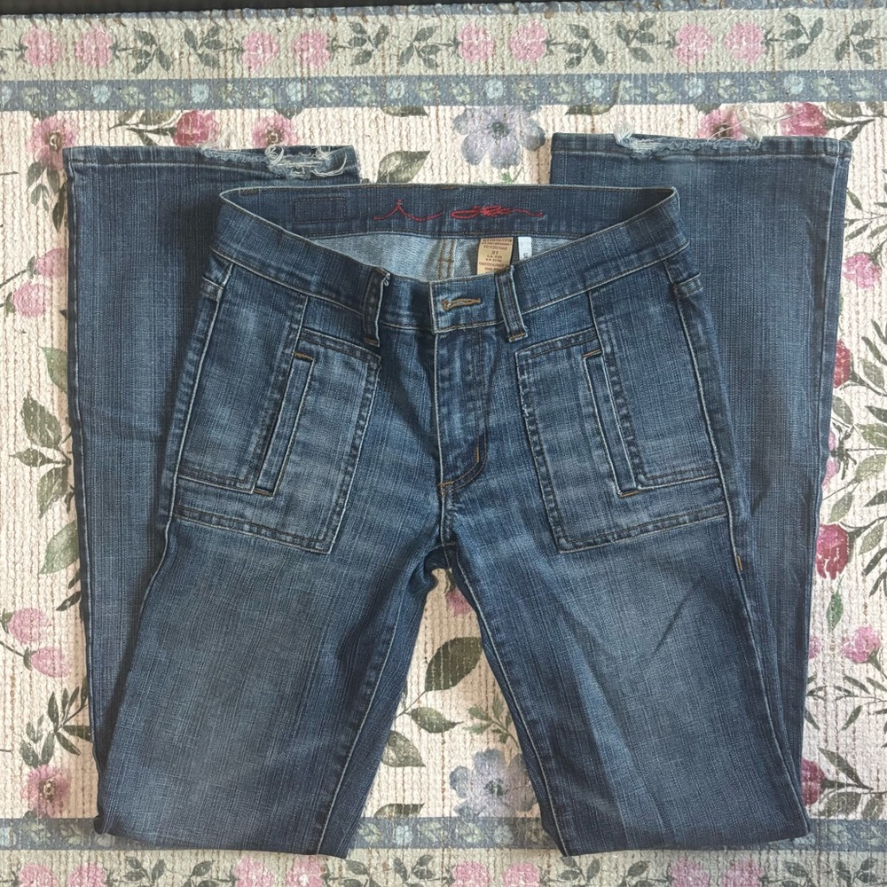 Low rise buffalo mid wash flared jeans, no back pockets